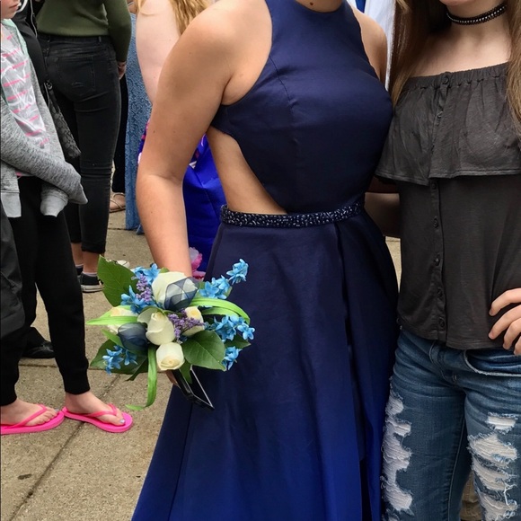 Prom Dress - Picture 3 of 3